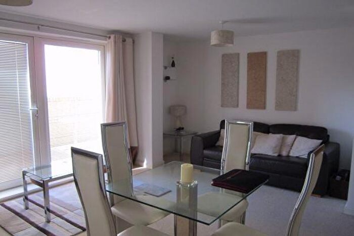 1 Bedroom Apartment To Rent In Nice House, Hansen Court, Heol Glan Rheidol, Cardiff, CF10