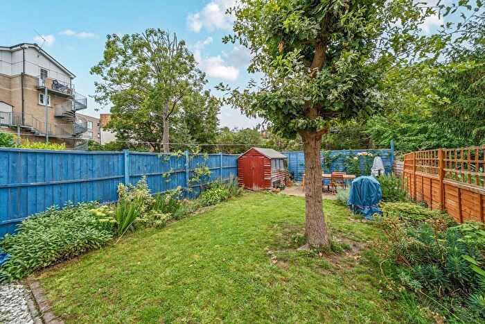 2 Bedroom Flat For Sale In Eastdown Park, Hither Green, London, SE13