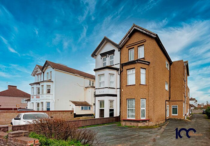 1 Bedroom Flat To Rent In London Road, Greenhithe, DA9