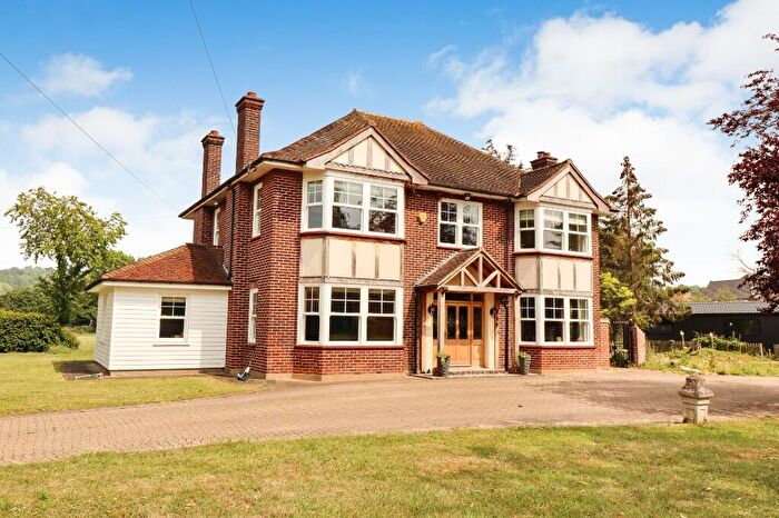 4 Bedroom Detached House For Sale In Lower Dunton Road, Bulphan, RM14