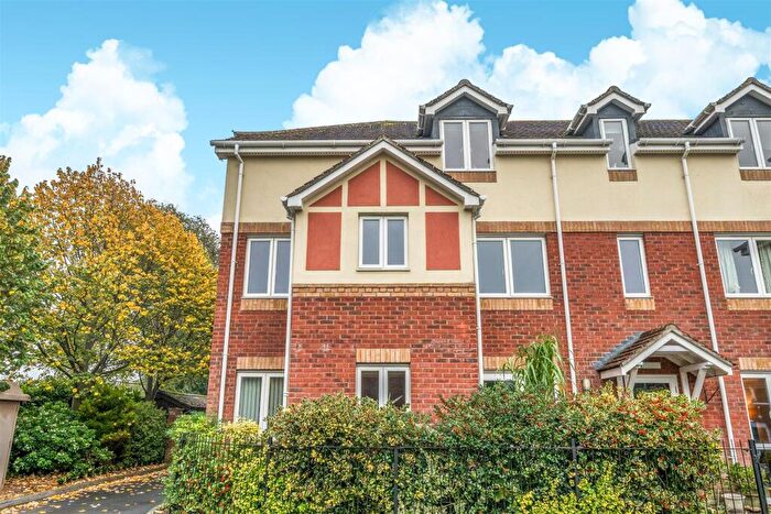 1 Bedroom Retirement Property For Sale In Tylers Close, Lymington, Hampshire, SO41