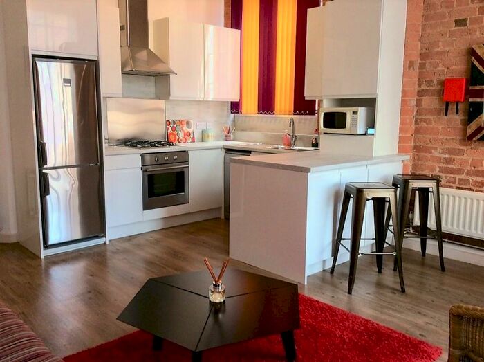 3 Bedroom Penthouse To Rent In Raleigh Square, Raleigh Street, NG7