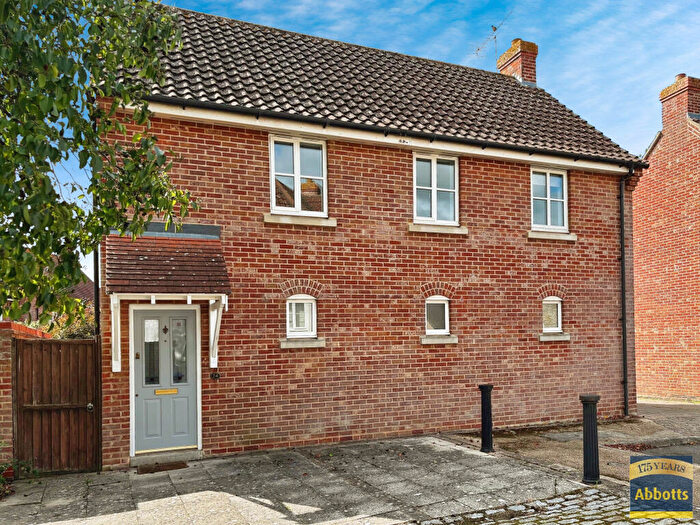 1 Bedroom Apartment To Rent In Myrtle Close, IP33