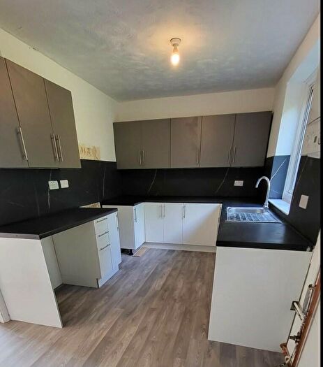 3 Bedroom Town House To Rent In Dagnam Park Close, Romford, London, RM3