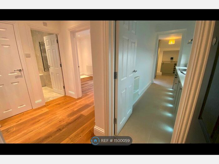 1 Bedroom Flat To Rent In Little Venice, London, W9