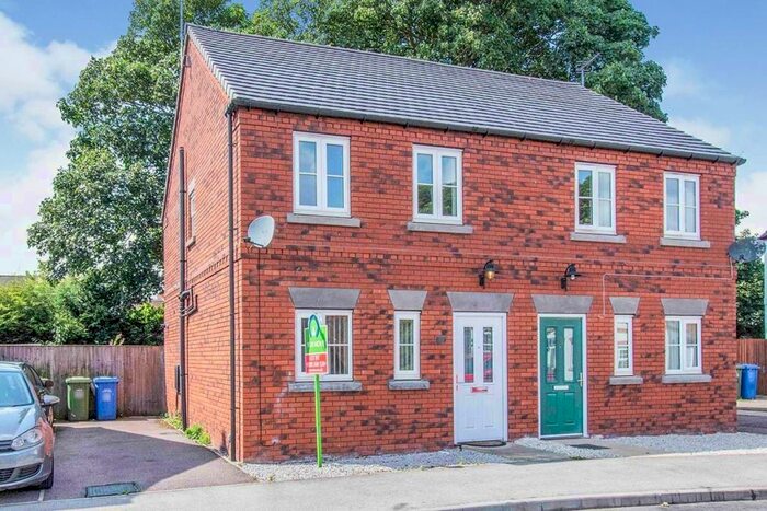 3 Bedroom Semi-Detached House To Rent In Elizabethan Gardens, Retford, Nottinghamshire, DN22