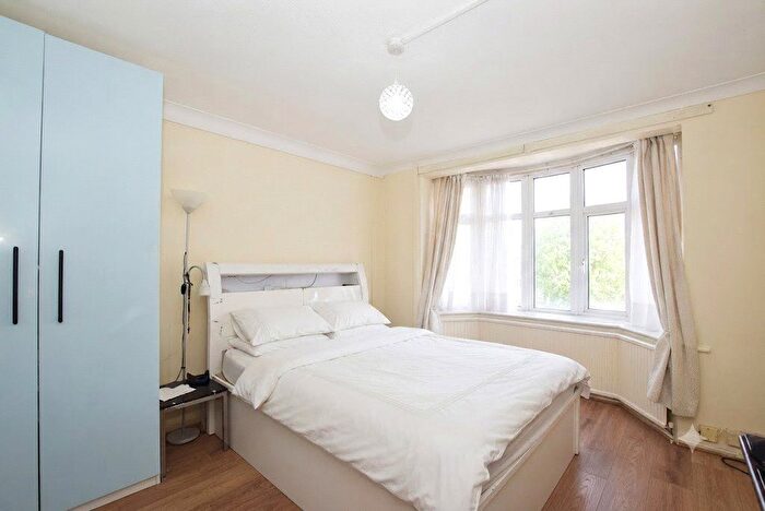 3 Bedroom End Of Terrace House To Rent In Essex Road, Essex Road, Romford, RM7