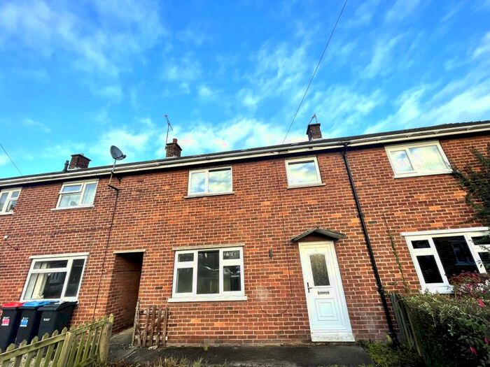 3 Bedroom House To Rent In Peckforton Way, Upton, Chester, CH2