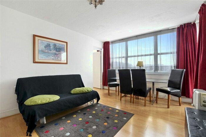 1 Bedroom Flat To Rent In Kensington Church Street, Kensington, W8