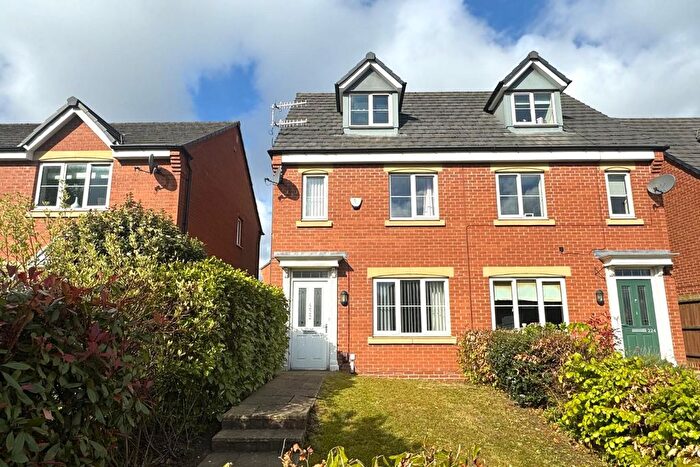 3 Bedroom Property To Rent In Sheffield Road, Chesterfield, S41
