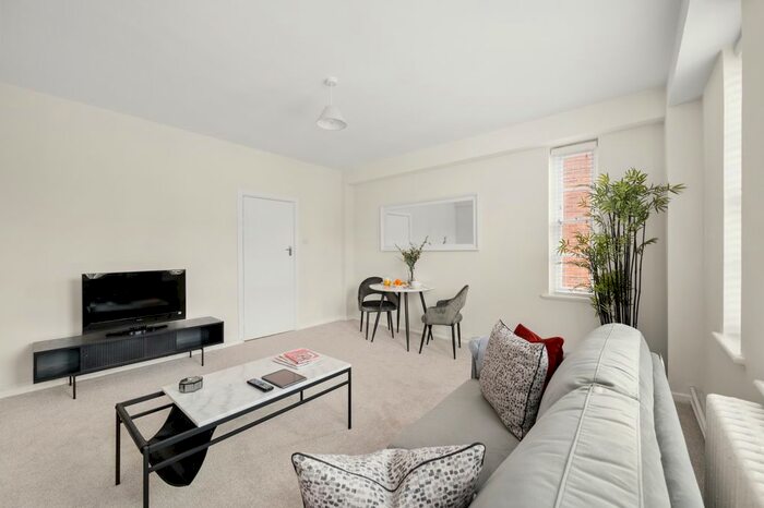 1 Bedroom Flat To Rent In Dolphin Square, London, SW1V