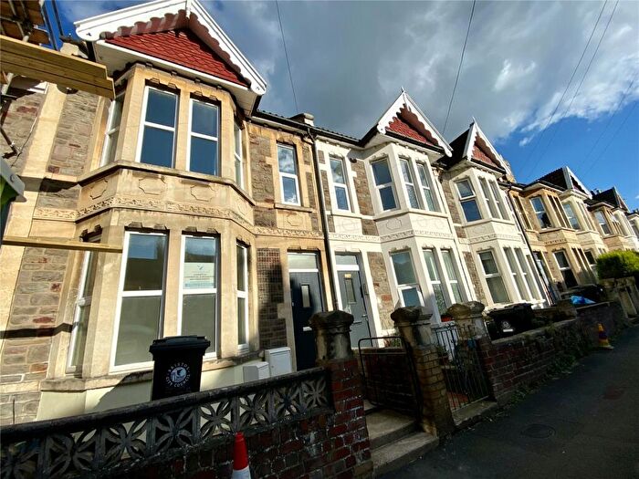 2 Bedroom Apartment To Rent In Harrow Road, Bristol, BS4