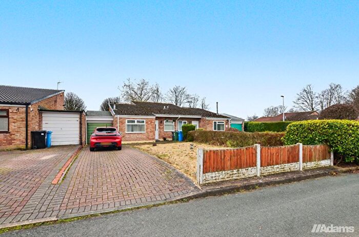 2 Bedroom Terraced Bungalow For Sale In The Copse, Runcorn, WA7