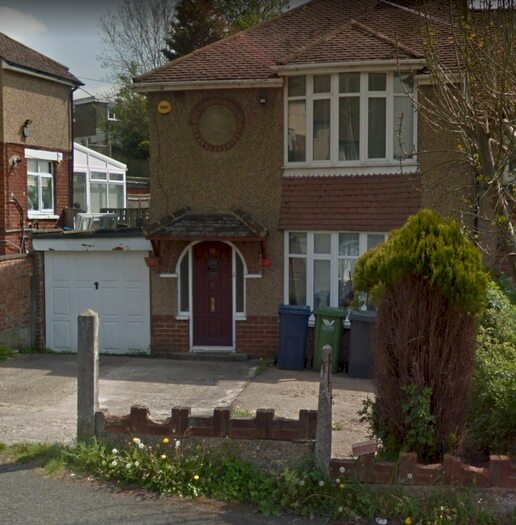 3 Bedroom Semi-Detached House To Rent In Hillview Road, High Wycombe, HP13