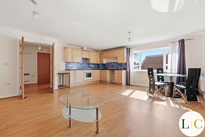 1 Bedroom Flat To Rent In Elderberry Way, Cricket Court, E6