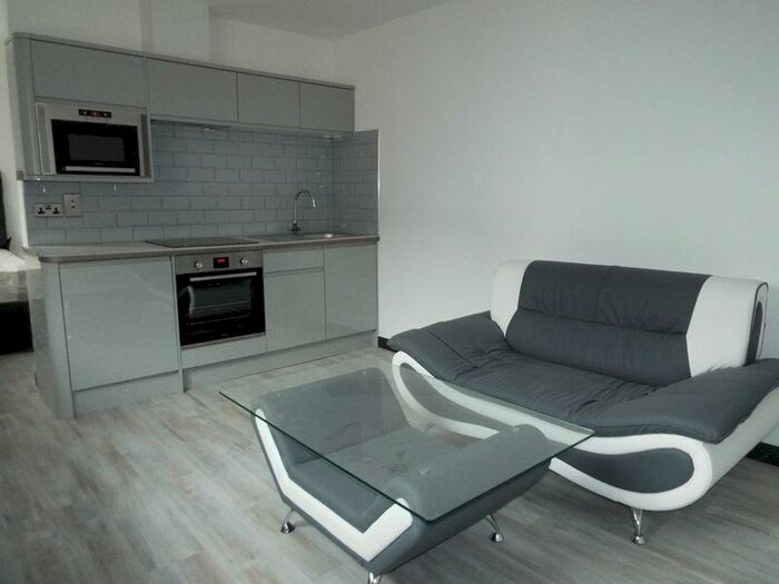 1 Bedroom Apartment To Rent In Rs Apartments, Hubert Road, Selly Oak, Birmingham, B29