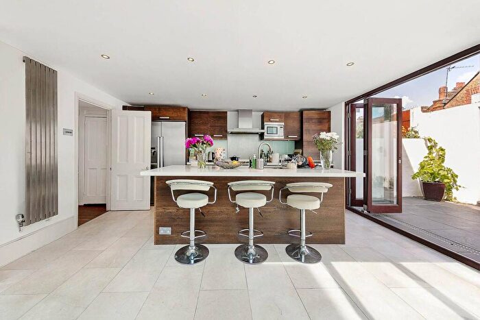 4 Bedroom House For Sale In Eccles Road, Battersea, London, SW11