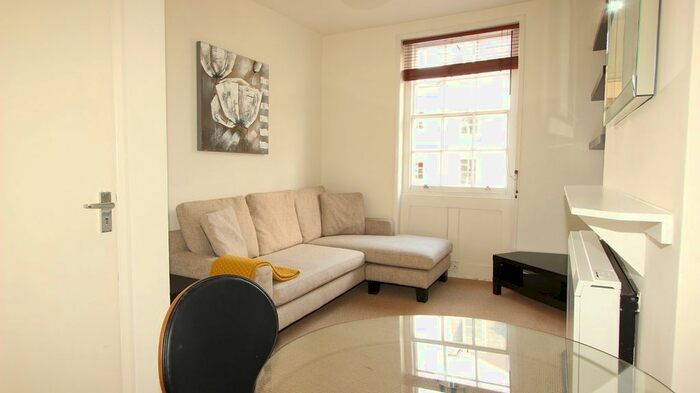 1 Bedroom Flat To Rent In Balcombe Street, Marylebone, London, NW1