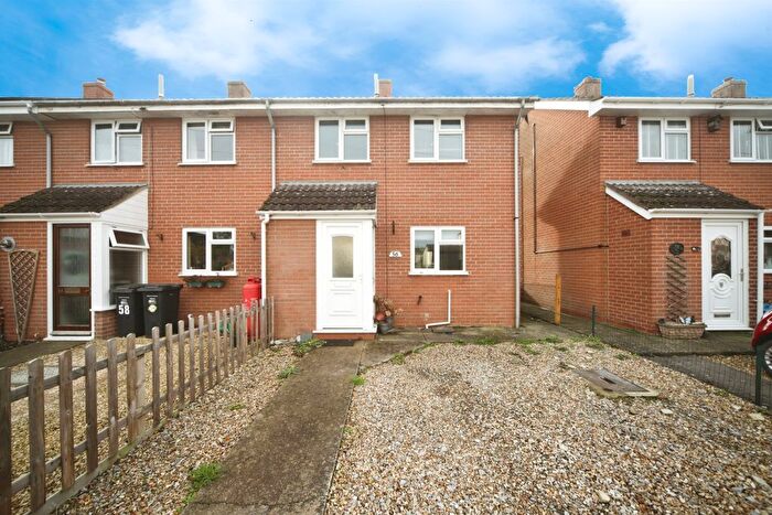 3 Bedroom End Terrace House For Sale In Load Lane, Westonzoyland, Bridgwater, TA7