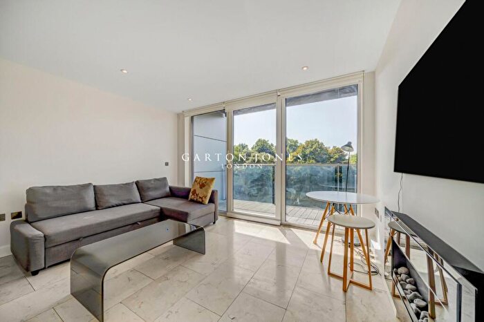 1 Bedroom Apartment To Rent In Oswald Building, Queenstown Road, London, SW11