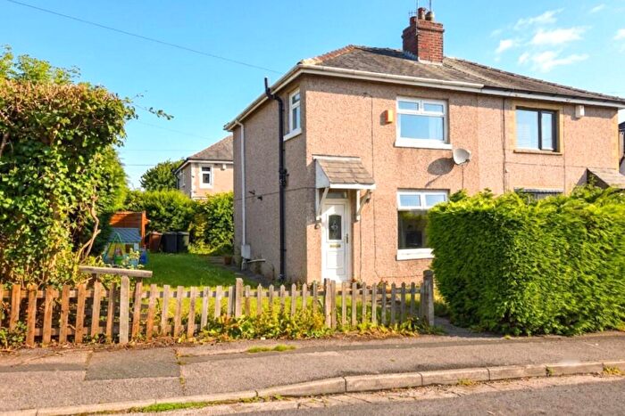 3 Bedroom Semi-Detached House For Sale In Lilythorne Avenue, Bradford, West Yorkshire, BD10