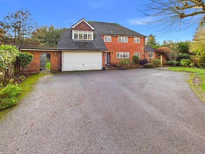 4 Bedroom Detached House For Sale In Gorelands Lane, Chalfont St. Giles, Buckinghamshire, HP8