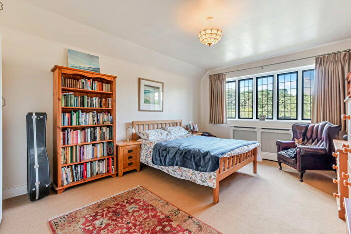 2 Bedroom Semi-Detached House For Sale In Flanchford Road, Reigate Heath, RH2