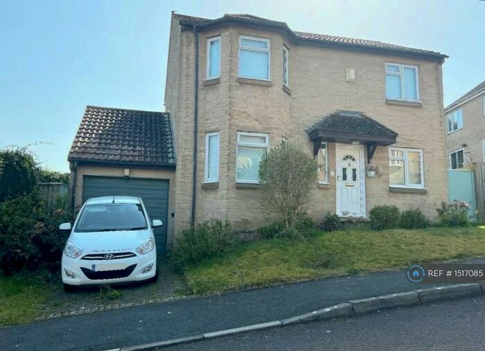 4 Bedroom Detached House To Rent In Elliston Drive, Bath, BA2