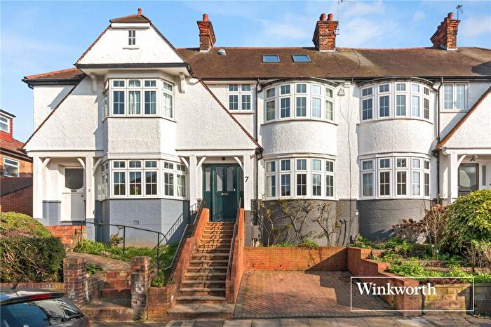 4 Bedroom Terraced House For Sale In Stanhope Avenue, Finchley, London, N3