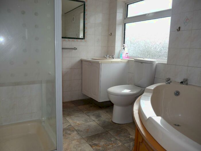 1 Bedroom Detached House To Rent In Barns Road, Oxford, OX4