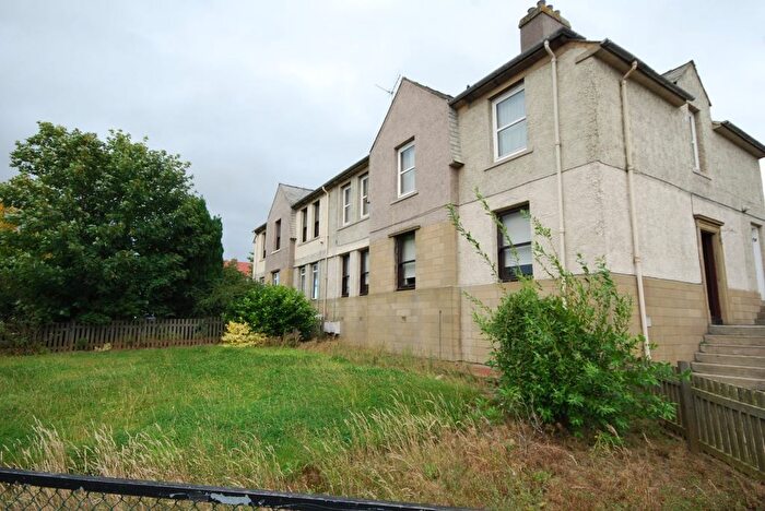 3 Bedroom Flat To Rent In Reed Drive, Newtongrange, Dalkeith, EH22
