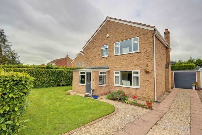 4 Bedroom Detached House For Sale In Northfield Close, South Cave, Brough, HU15