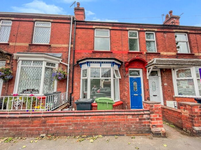 3 Bedroom Terraced House To Rent In Stourbridge Road, Dudley, DY1