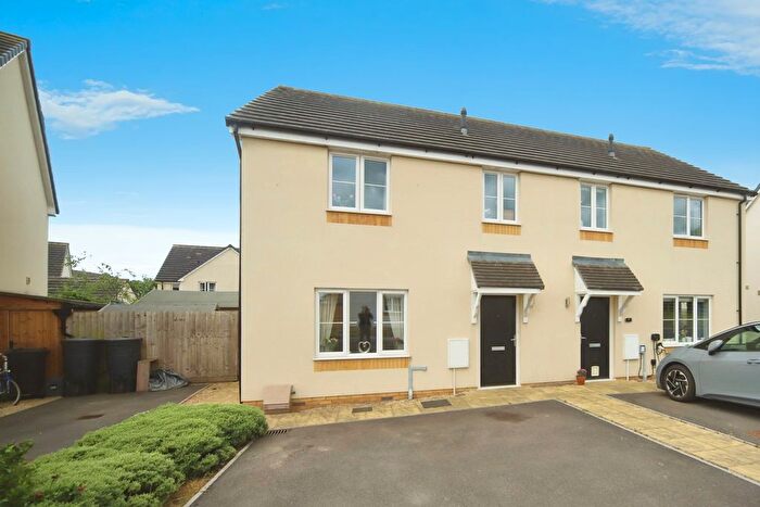 3 Bedroom Semi-Detached House For Sale In Bramble Close, Ilton, Ilminster, Somerset, TA19