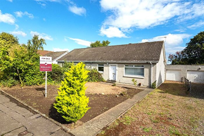 2 Bedroom Semi-Detached Bungalow For Sale In , Ruthven Place, St. Andrews, KY16