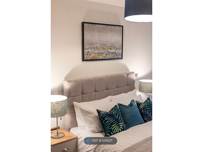 1 Bedroom Flat To Rent In Great George Street, Leeds, LS2