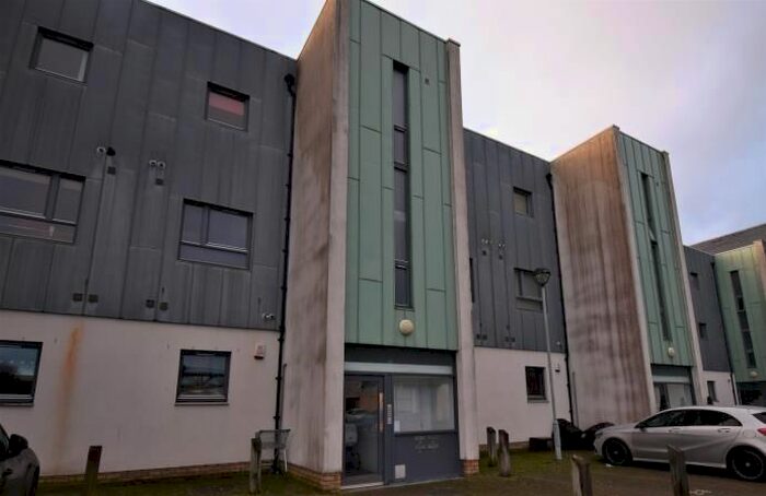 1 Bedroom Flat To Rent In Barclay House, West Langlands Street, Kilmarnock, KA1