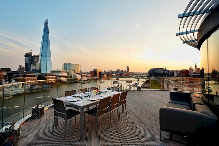 3 Bedroom Flat To Rent In Lower Thames Street, London, EC3R