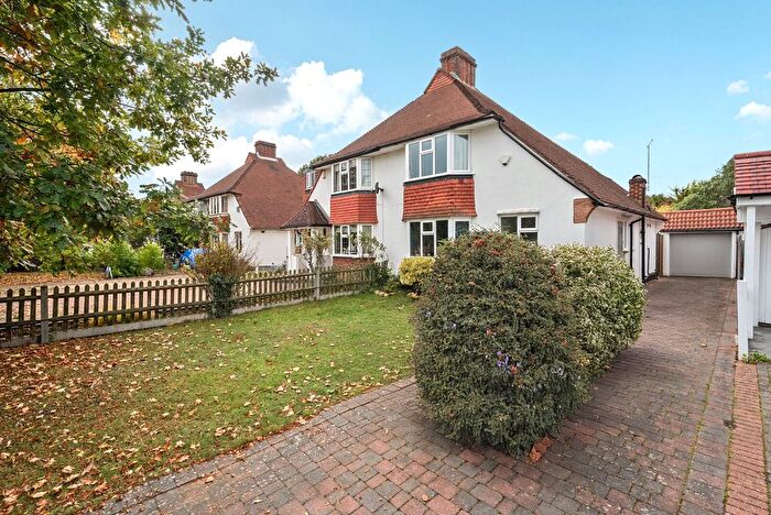 3 Bedroom Semi-Detached House To Rent In Malden Road, New Malden, KT3