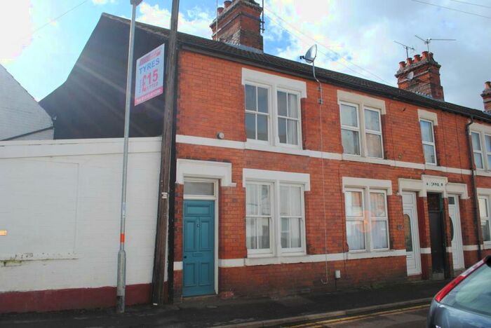 3 Bedroom Terraced House To Rent In Moor Road, Rushden, NN10