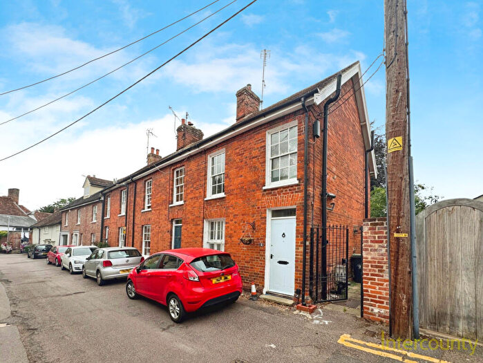 3 Bedroom End Of Terrace House To Rent In Freshwell Street, Saffron Walden, Essex, CB10