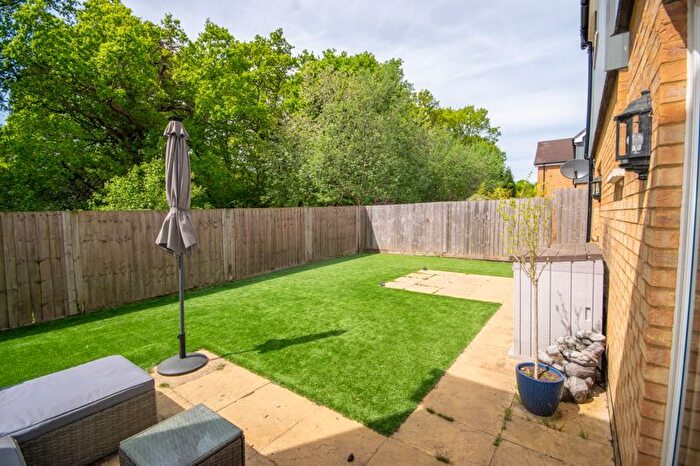 3 Bedroom Semi-Detached House For Sale In Woodpecker View, Crowborough, TN6