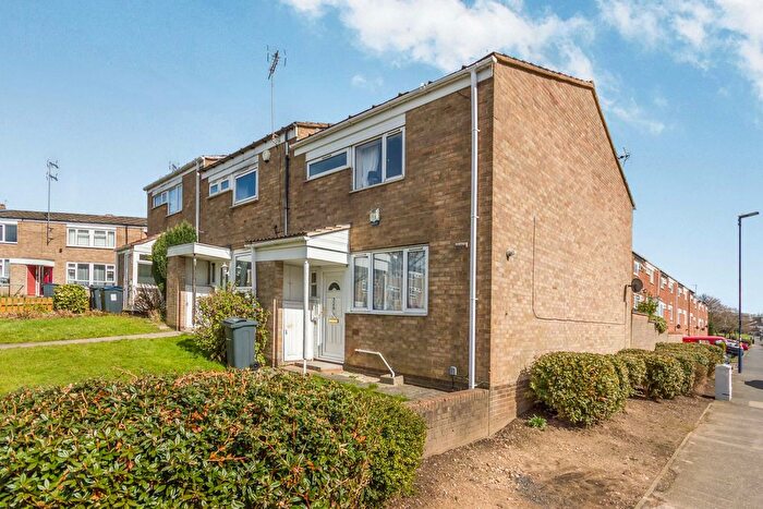 3 Bedroom Property To Rent In Simmons Drive, Birmingham, B32