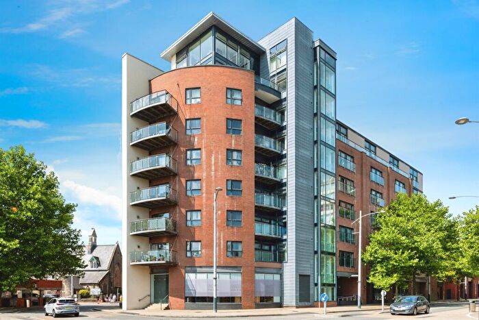 2 Bedroom Apartment For Sale In Princess Way, Swansea, SA1