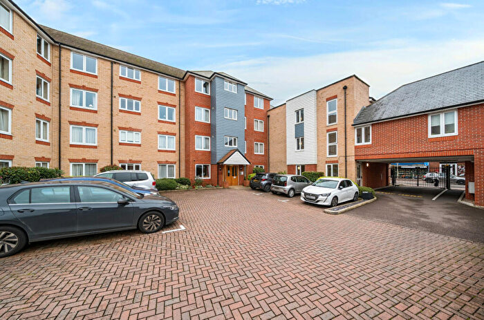 2 Bedroom Apartment For Sale In South Street, Bishop's Stortford, Hertfordshire, CM23