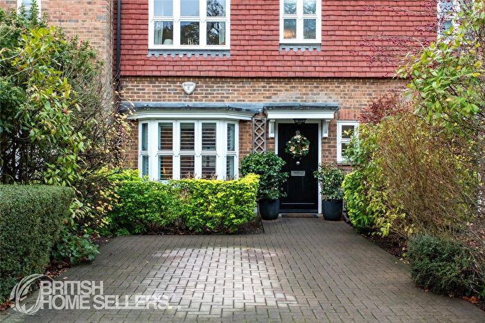 3 Bedroom Terraced House For Sale In Highgrove Avenue, Ascot, Berkshire, SL5