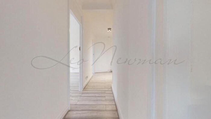 2 Bedroom Flat To Rent In Brampton Grove, Hendon, NW4