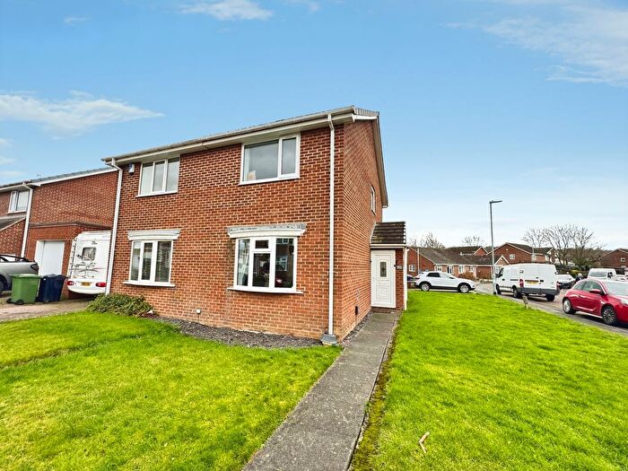2 Bedroom Semi-Detached House For Sale In Kepier Chare, Crawcrook, NE40
