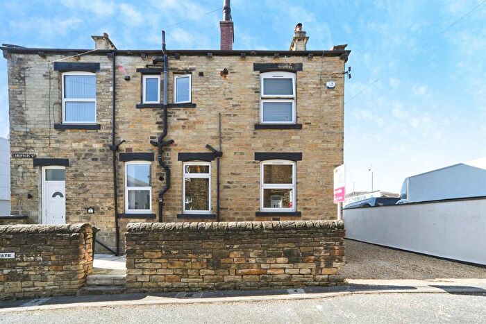 3 Bedroom Semi Detached House For Sale In Laburnum Street, Farsley, Pudsey, LS28