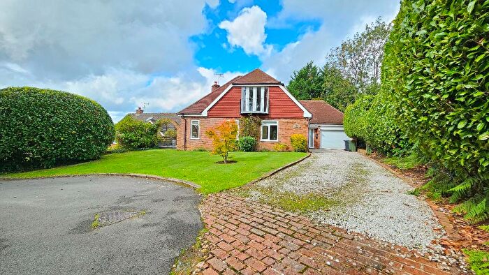 5 Bedroom Detached House To Rent In Kevan Drive, Send, Woking, GU23